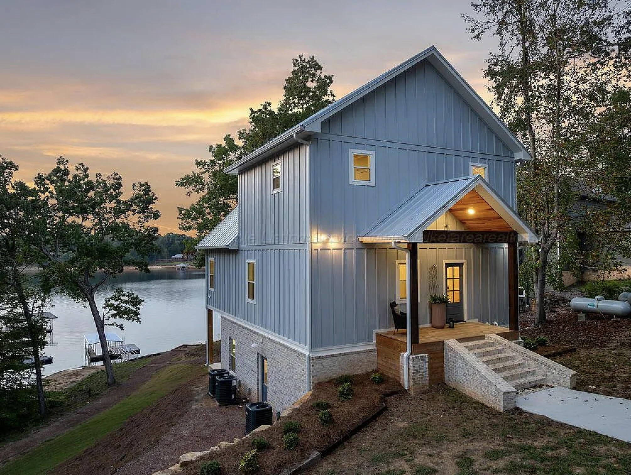 Willowmere exterior and lakefront